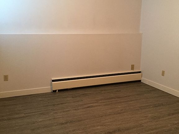 5th image of 10645 111th St NW #102
