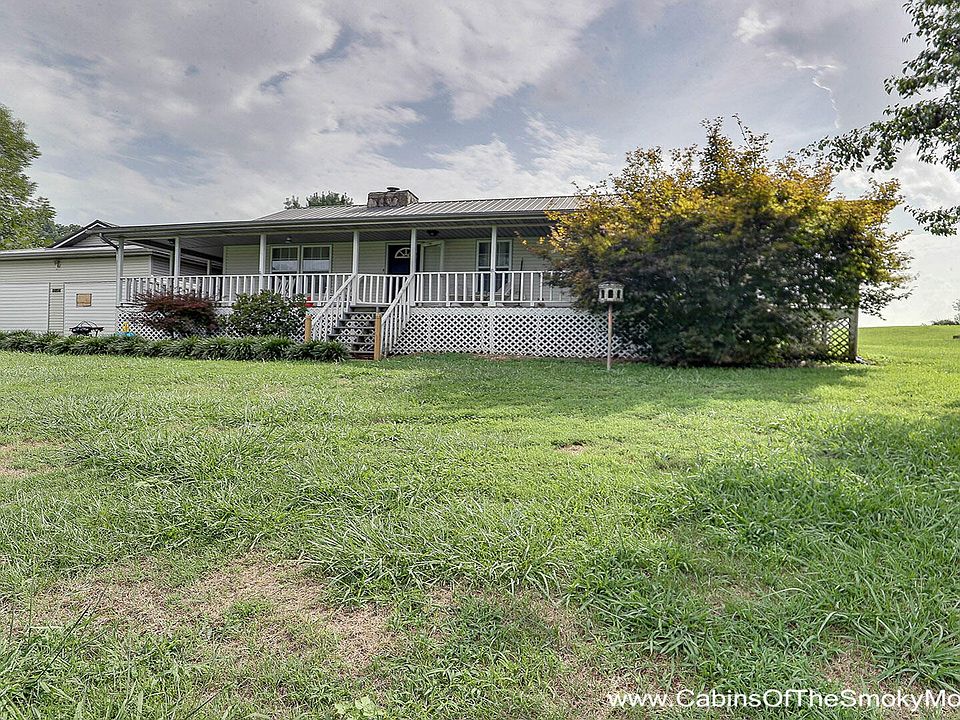 1st image of 275 Valley View Dr
