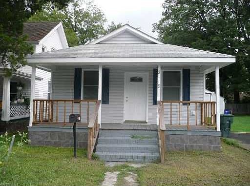5th image of 3118 Montana Ave