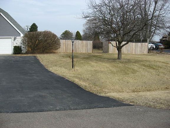 4th image of 41W060 Dillonfield Dr