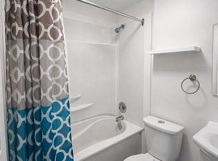 685 Muskoka Rd N #3, Gravenhurst, ON P1P1N5