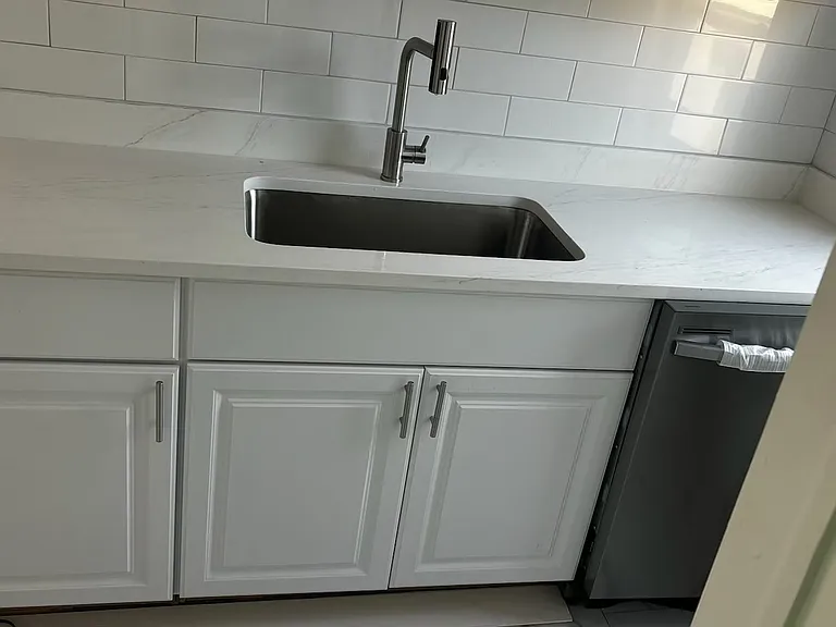 8 Magnolia St #3 — Photo 2