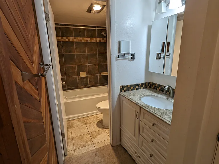 1800 Homestake Rd #359 — Photo 9
