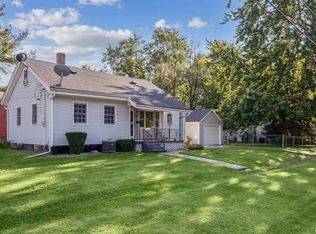 460 W Knox St, Galesburg, IL 61401