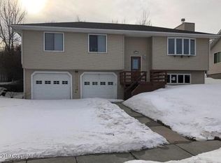1008 Pioneer Ave, Gillette, WY 82718