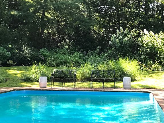 2nd image of 14 Cooper Ln
