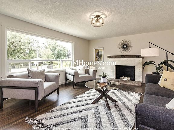 3rd image of 15710 SE Francis Ave