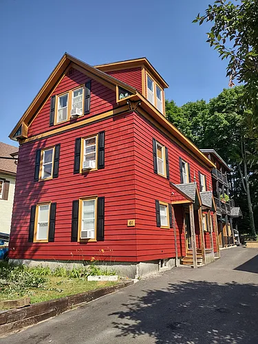 61 Nichols St #1 Photo 1