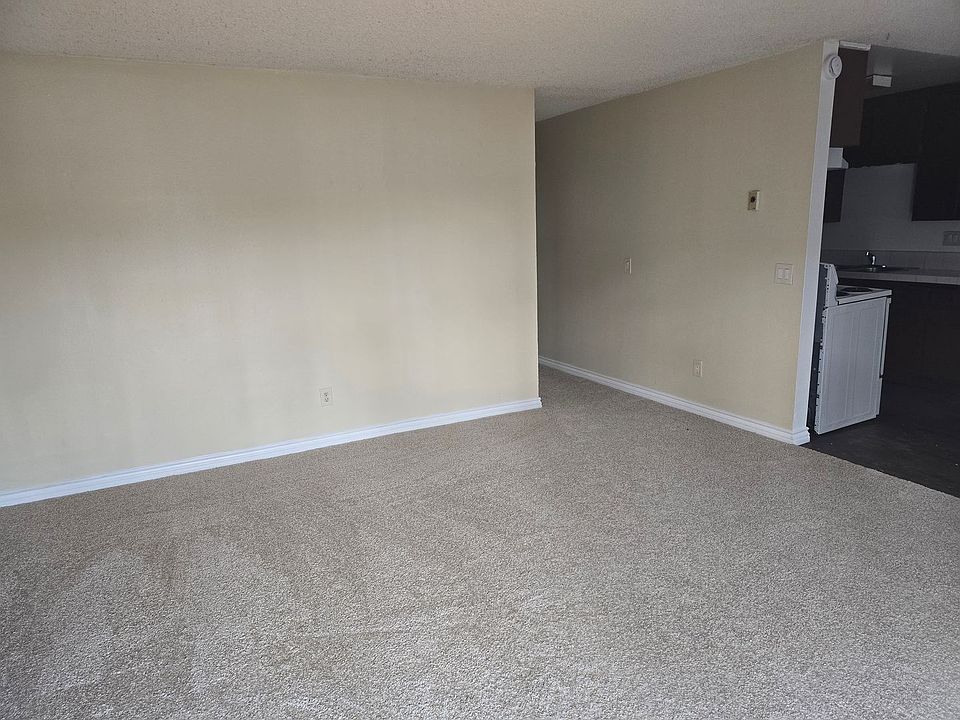 1st image of 192 Elkwood Ave #B