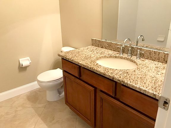 5th image of 72 Jardin De Mer Pl #72