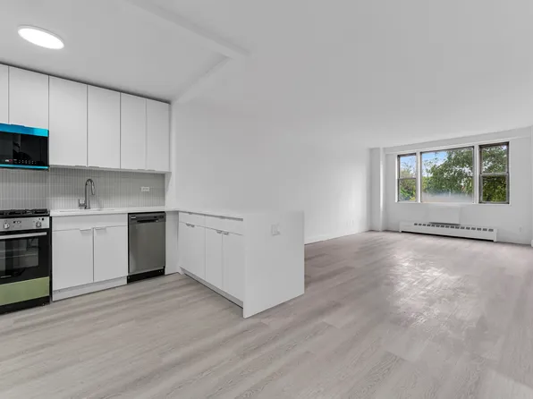 5700 Arlington Avenue 3P image 1 of 6