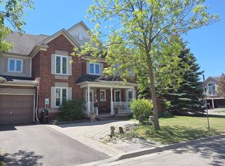 1 Ostick St, Aurora, ON L4G 7K4