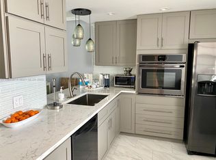 609 NE 14th Ave APT 507, Hallandale Beach, FL 33009