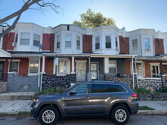 5th image of 139 S 61st St