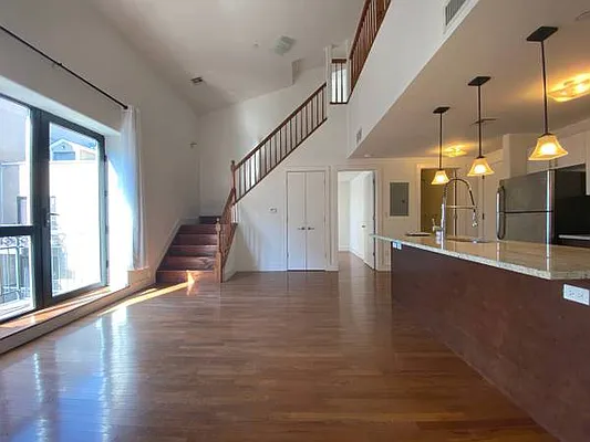 Rented by Doorway NYC, LLC | media 22