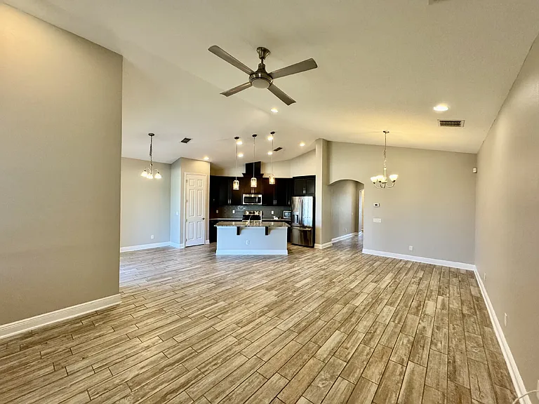 10738 Pleasant Knoll Dr — Photo 11