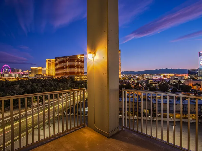 360 E Desert Inn Rd #1008 — Photo 47