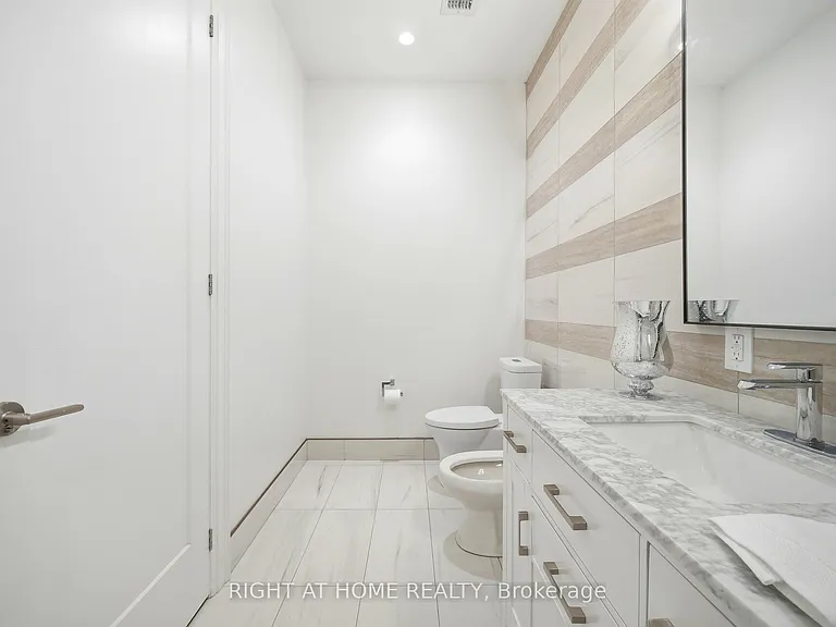 42 Mill St #105 — Photo 36