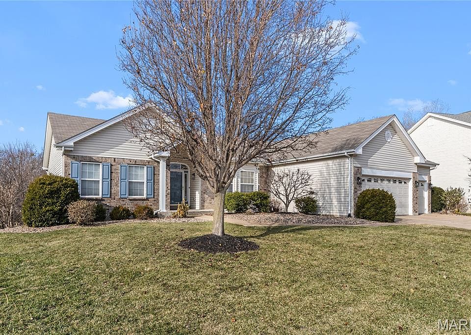 1st image of 842 Brockwell Dr