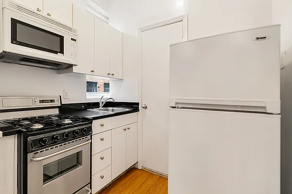 Rented by Compass | media 2