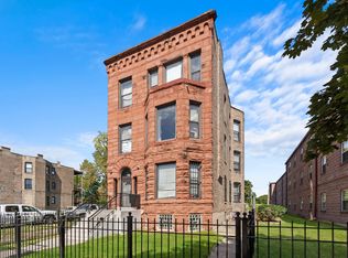 636 W 61st St, Chicago, IL 60621