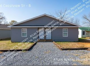 96 Crestview St S #B, Childersburg, AL 35044