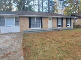8097 Huntington Dr, Jonesboro, GA 30238