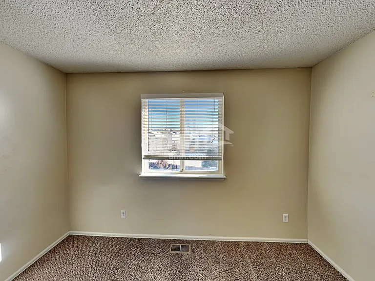 19856 E Villanova Dr — Photo 17