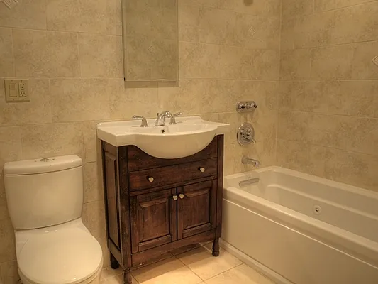 Sold by Astoria NY Condos | media 31