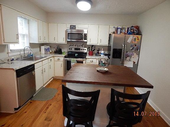 5th image of 961 Hidden Valley Cir