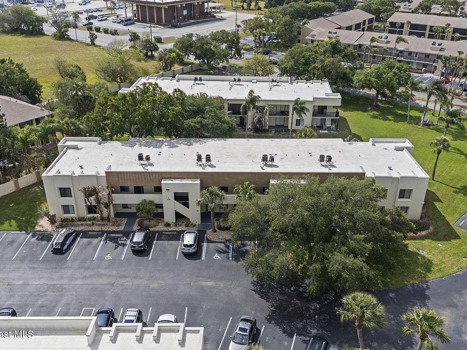 1st image of 200 International Dr APT 207