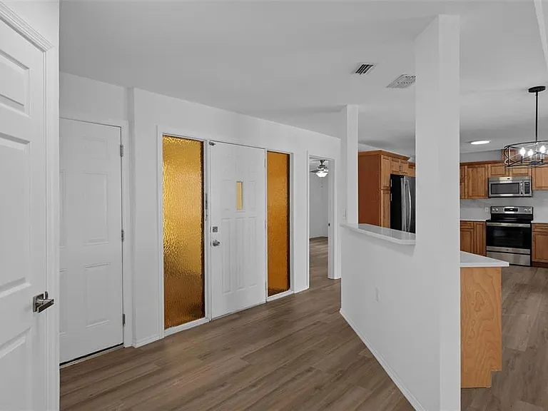 9910 Island Harbor Dr #A — Photo 15