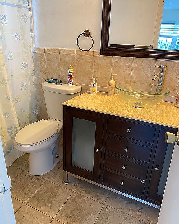 1st image of 7620 Carlyle Ave APT 407