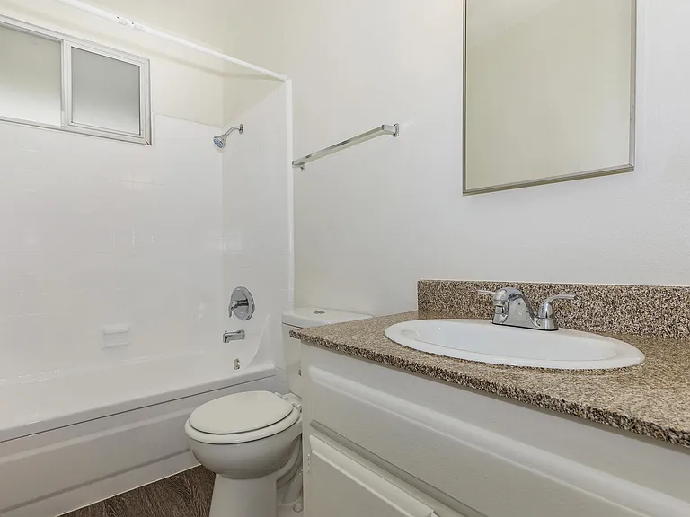 Casa Bonita Apartment Homes — Photo 17