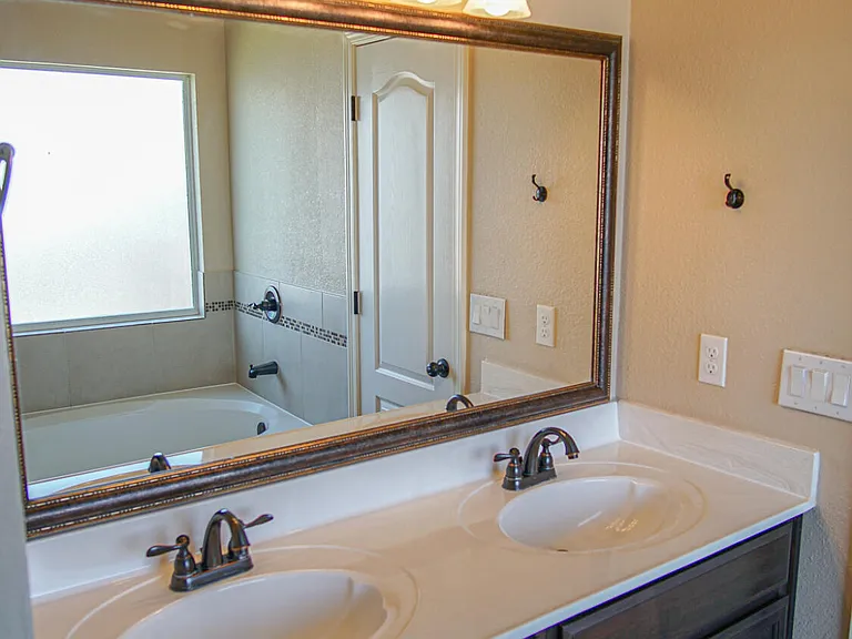 14613 Sunny Land Ave — Photo 20