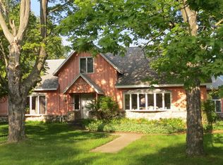 1292 E Side Rd, Washington Island, WI 54246