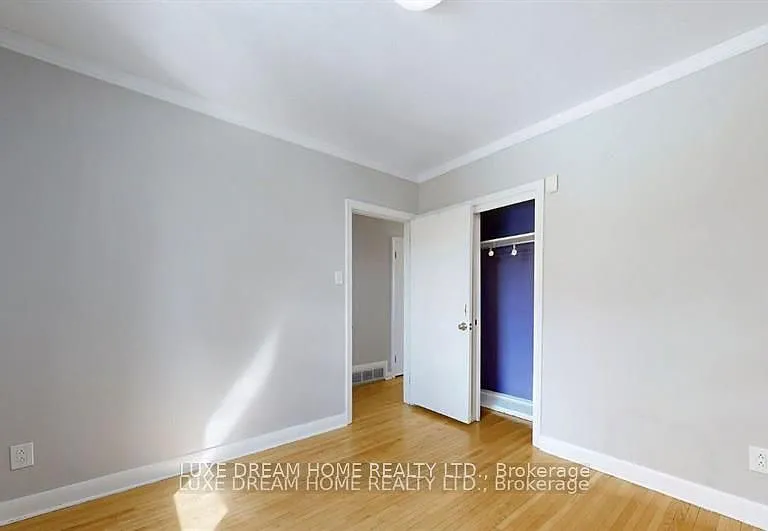 16 Perivale Cres — Photo 16