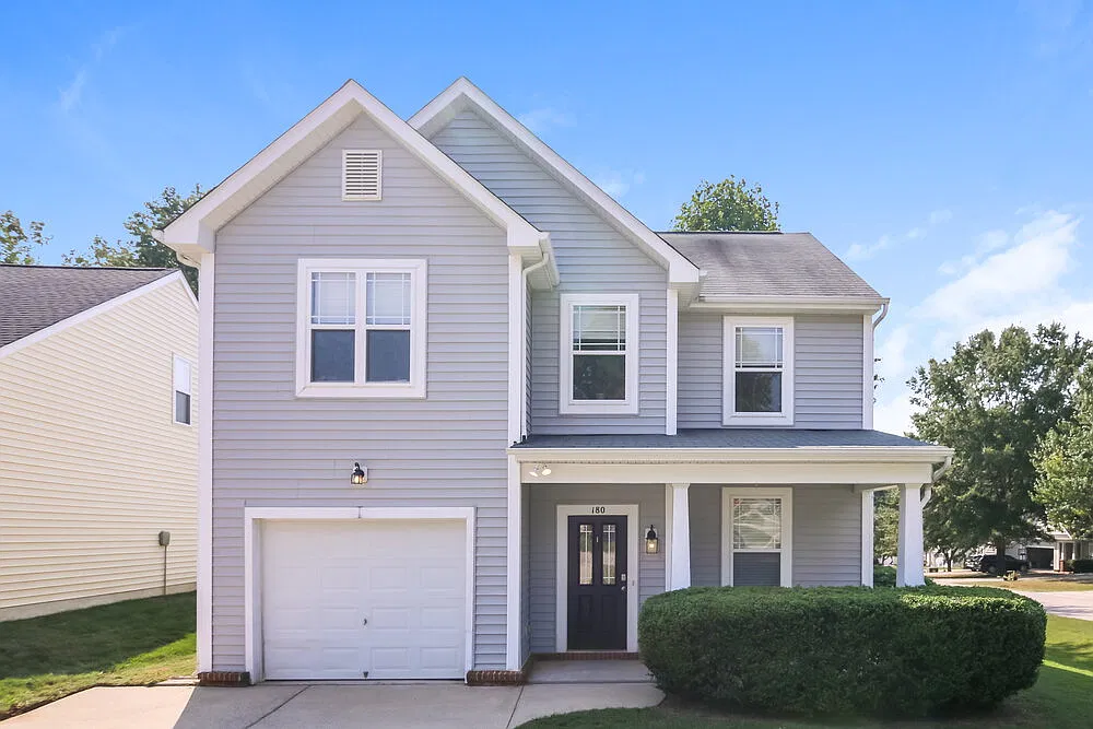 3 bed, 2.5 bath, 1505 sqft, $1,810 — Photo 1