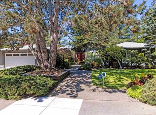 5833 Balmoral Dr, Oakland, CA 94619