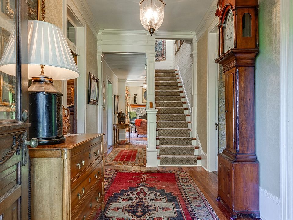 22nd image of 5476 Leipers Creek Rd