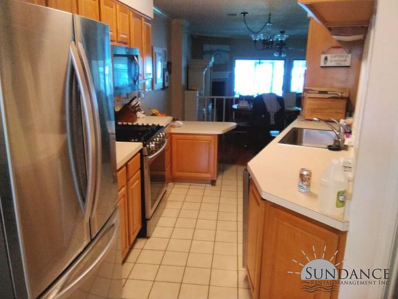 2nd image of 402 Regatta Dr