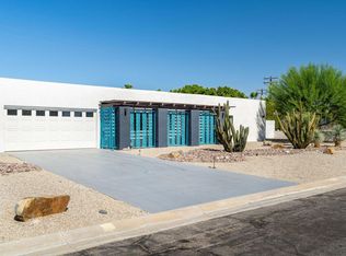 2301 E Acacia Rd N, Palm Springs, CA 92262