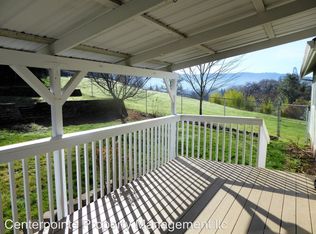 1323 NW Vallejo Dr, Roseburg, OR 97471