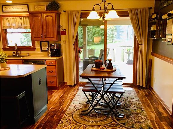 5th image of 158 Bayberry Ln