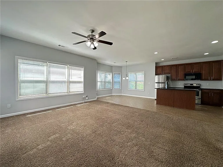 1129 Ida Woods Ct — Photo 5