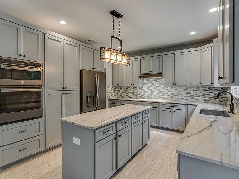 2417 Bonham Trl — Photo 11