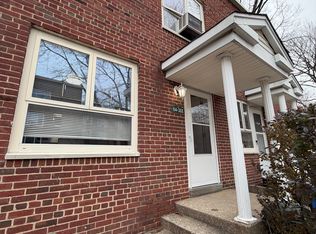 (Undisclosed Address), Fresh Meadows, NY 11365