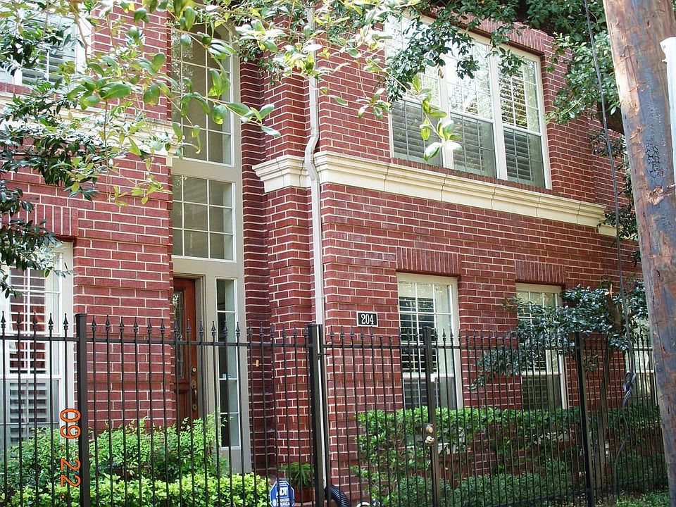 Townhome Front