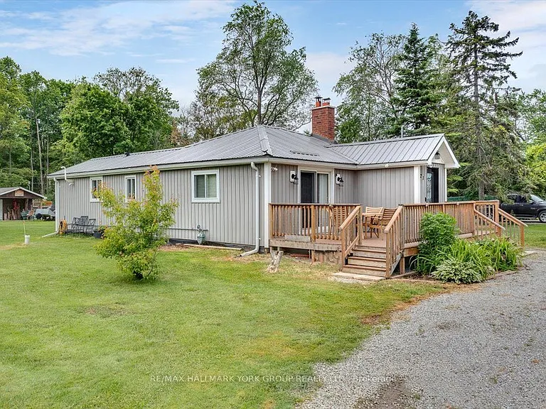 21 Lakeshore Rd — Photo 30