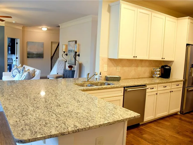 5730 Lanier Valley Pkwy — Photo 5